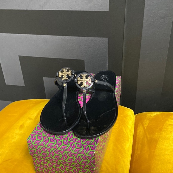 Tory Burch Shoes - Tory Burch mini thong sandal. Great condition!Only worn a few times. Size 9